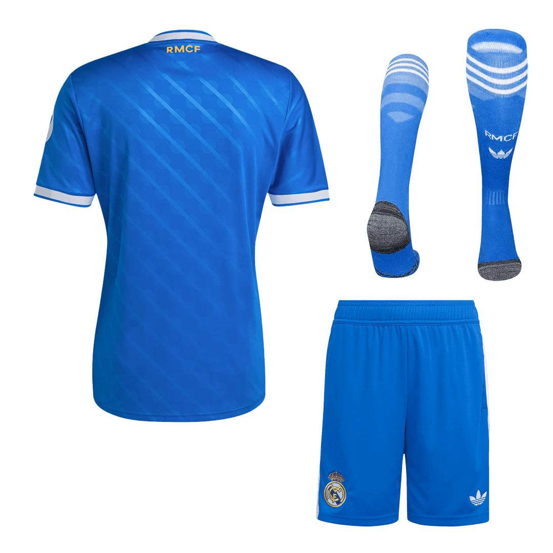 Real Madrid třetí kompletní sada 2025/26