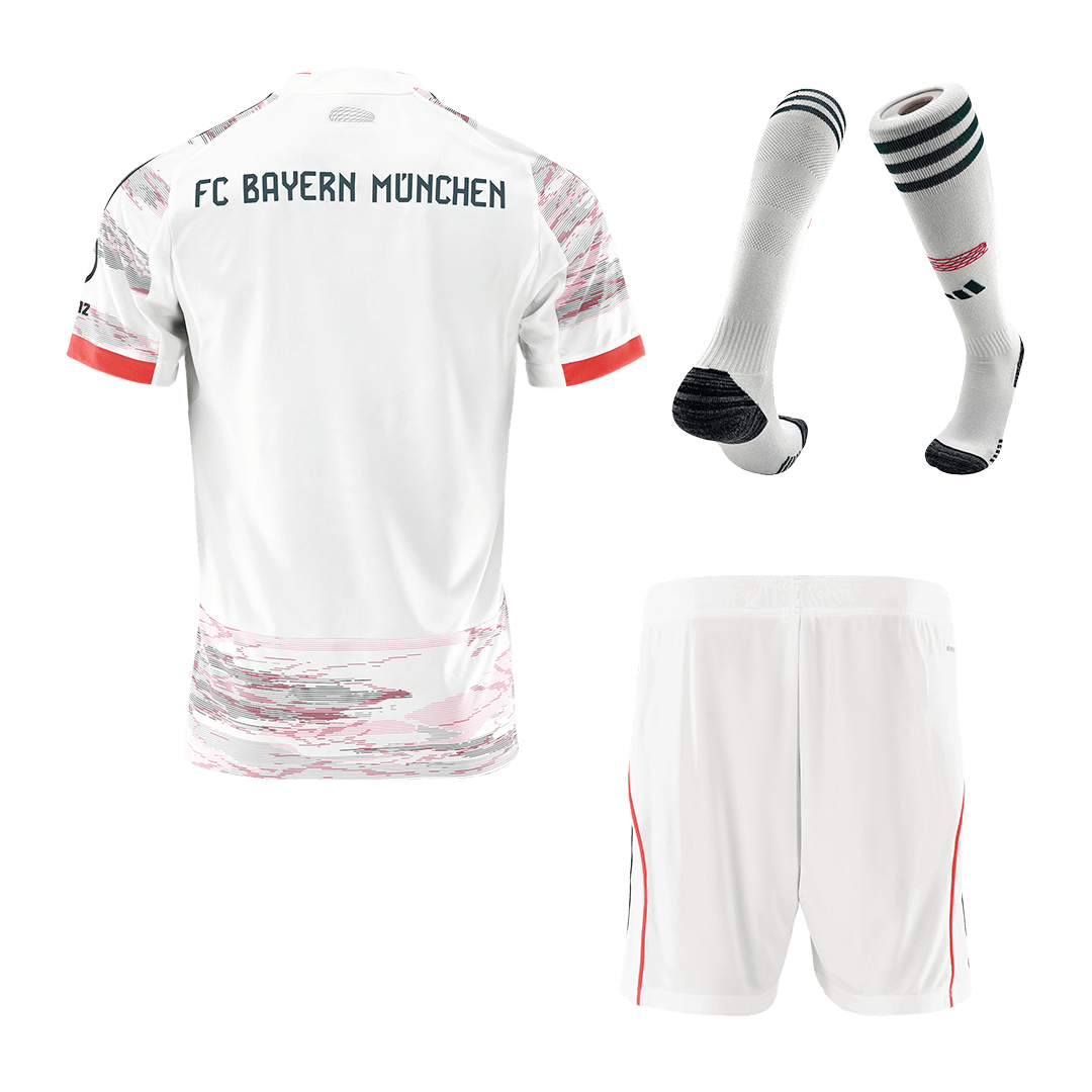 Bayern Mnichov venkovní kompletní sada 2025/26