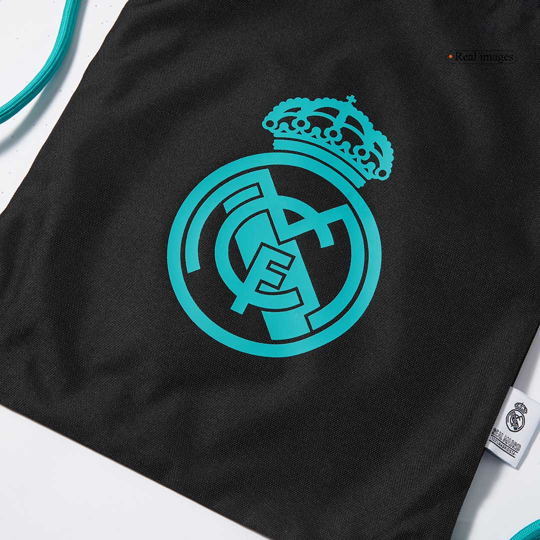Černý batoh do posilovny Real Madrid