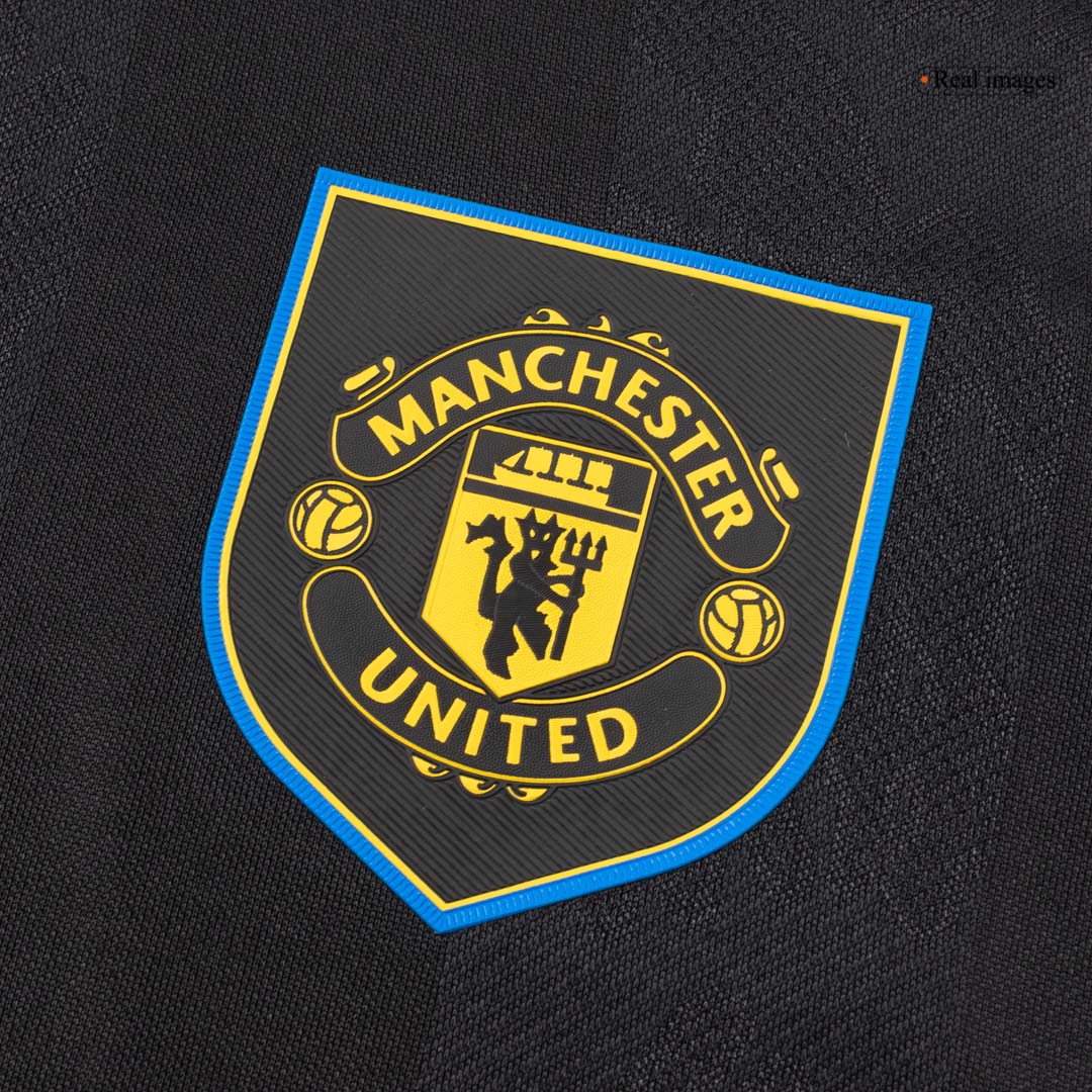 Manchester United třetí fotbalový dres 2025/26 MOUNT #7