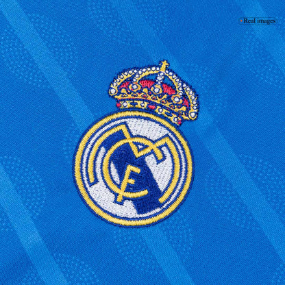 Real Madrid dětská třetí kompletní sada 2025/26