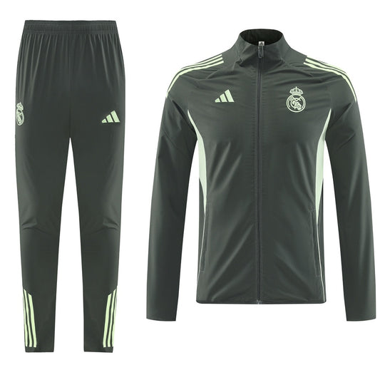 Real Madrid větrovková souprava 2025/26 zelená