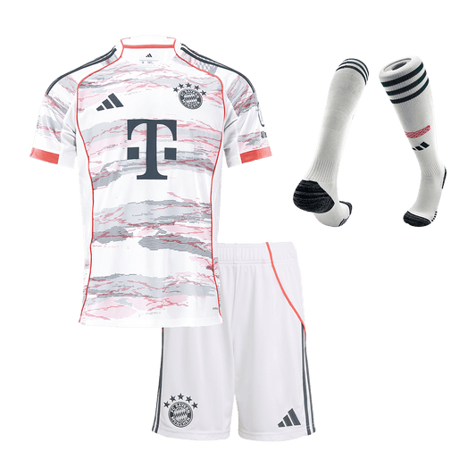 Bayern Mnichov dětská venkovní kompletní sada 2025/26