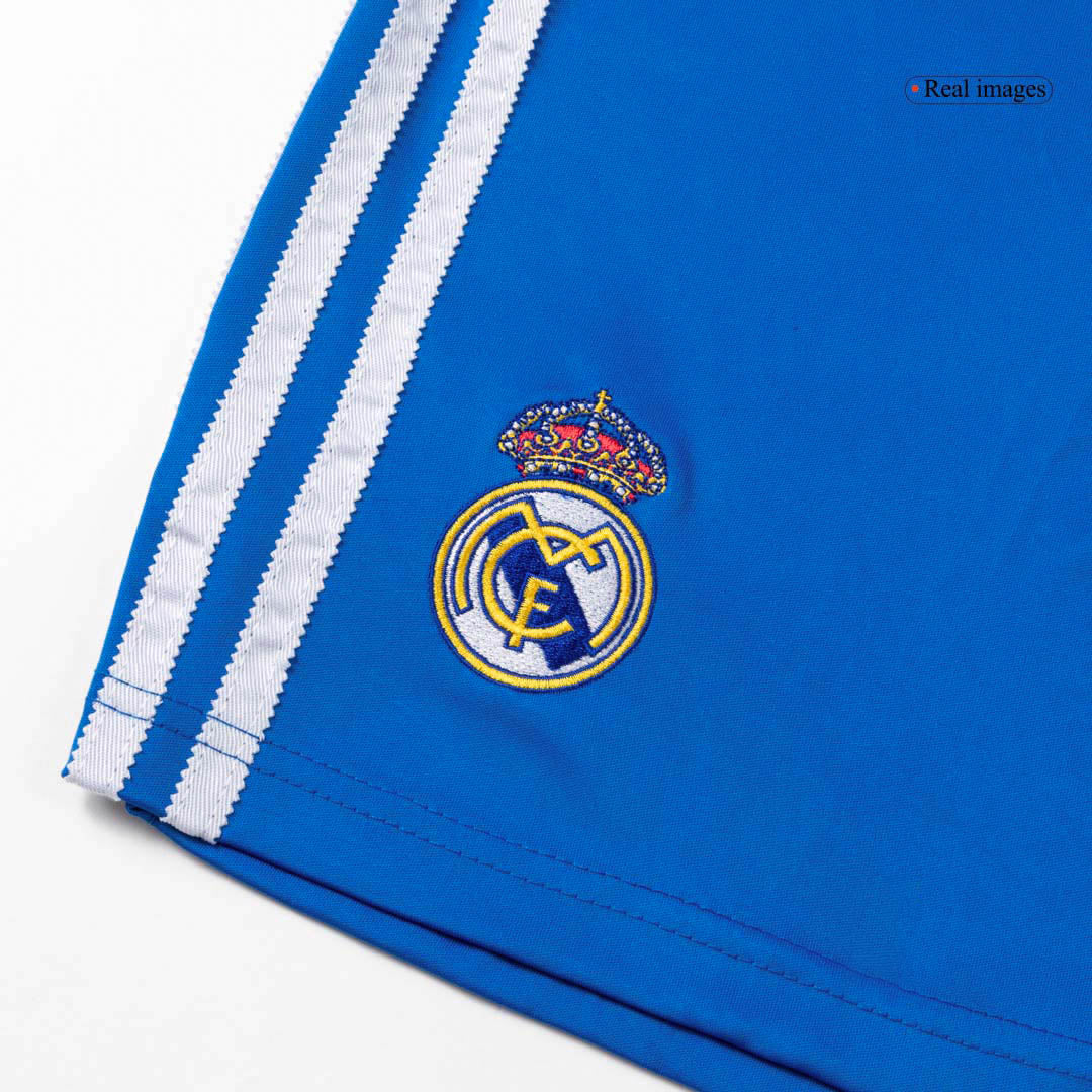 Real Madrid třetí kompletní sada 2025/26