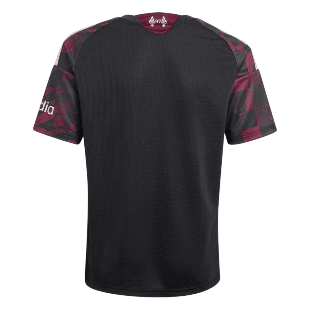 Liverpool třetí fotbalový dres 2026/27