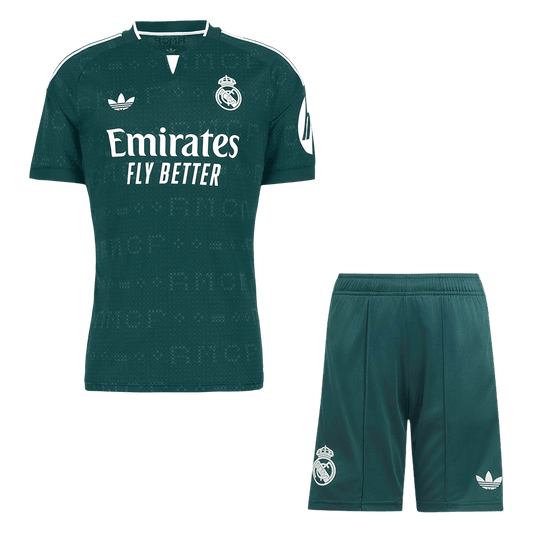 Real Madrid venkovní sada dresu 2026/27