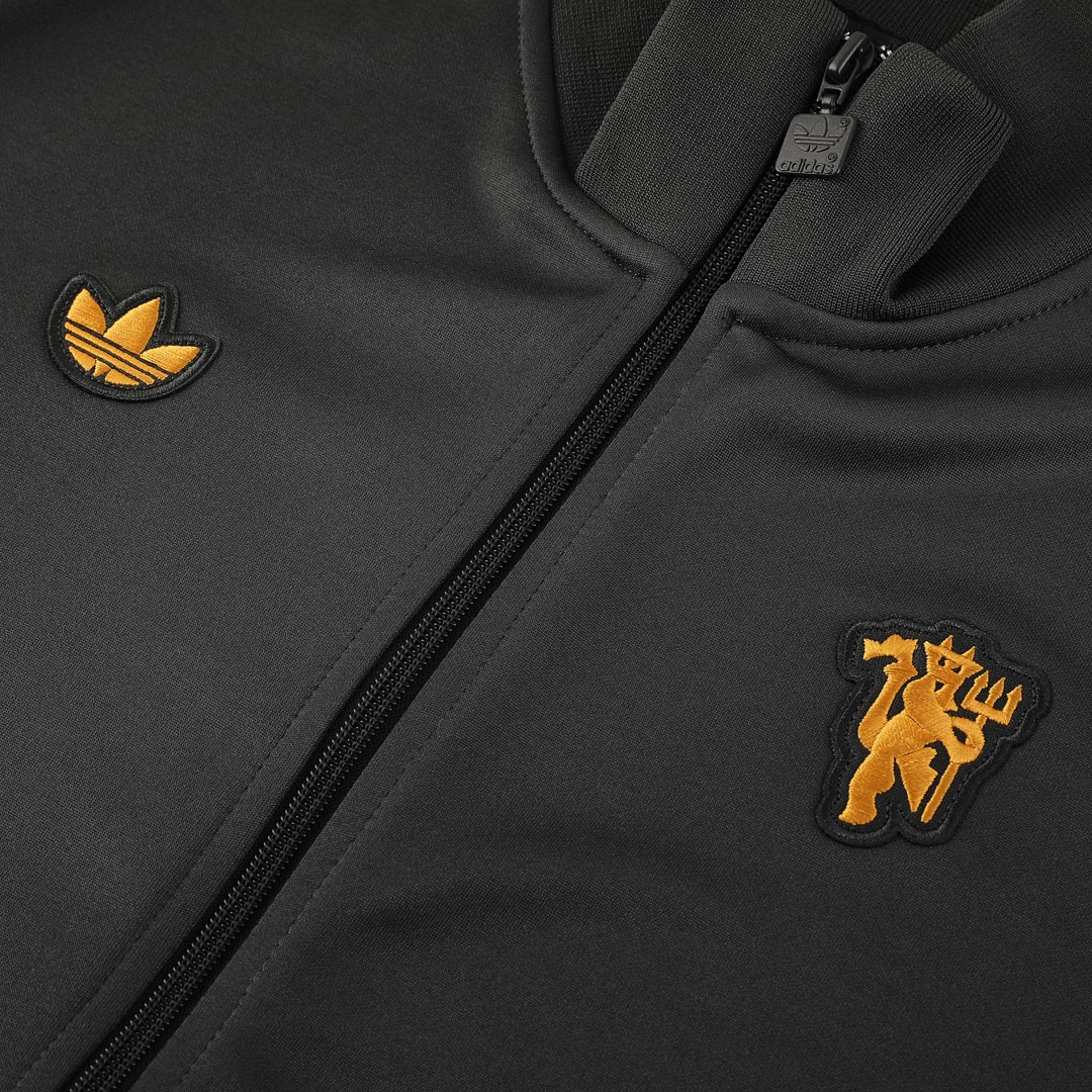 Manchester United tréninková bunda 2025/26 černá
