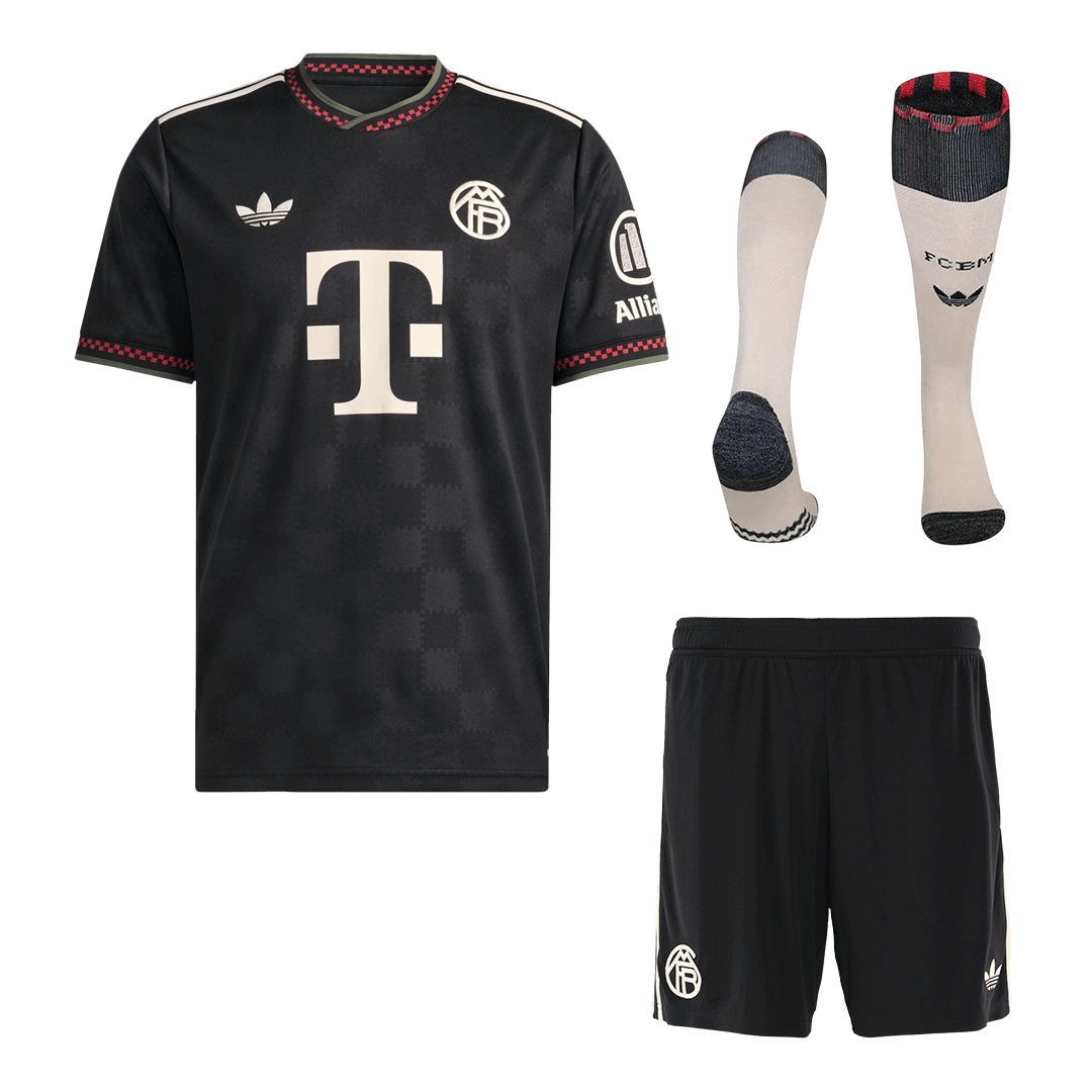 Bayern Mnichov třetí kompletní sada 2025/26