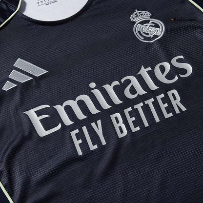 Real Madrid venkovní fotbalový dres 2025/26 TCHOUAMENI #14