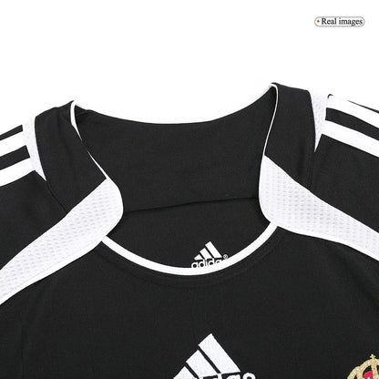 Venkovní Retro Dres Real Madrid 2006/07 Retro SERGIO RAMOS #4