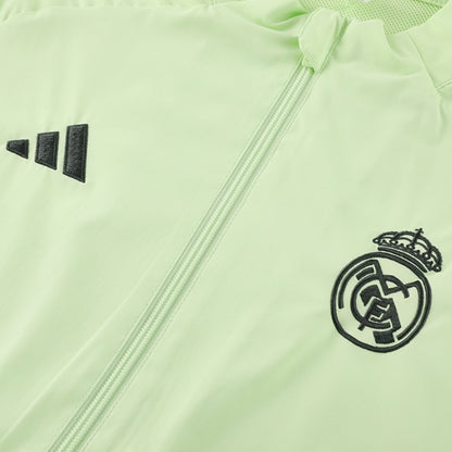 Real Madrid větrovka 2025/26 zelená