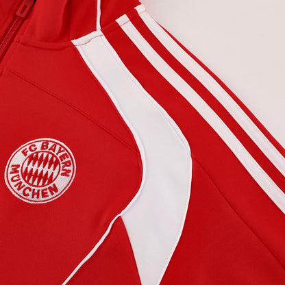 Bayern Mnichov tréninková bunda 2025/26 červená