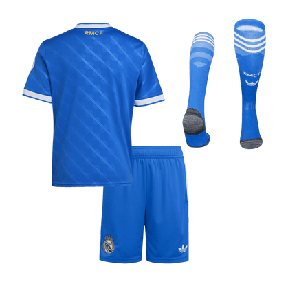 Real Madrid dětská třetí kompletní sada 2025/26