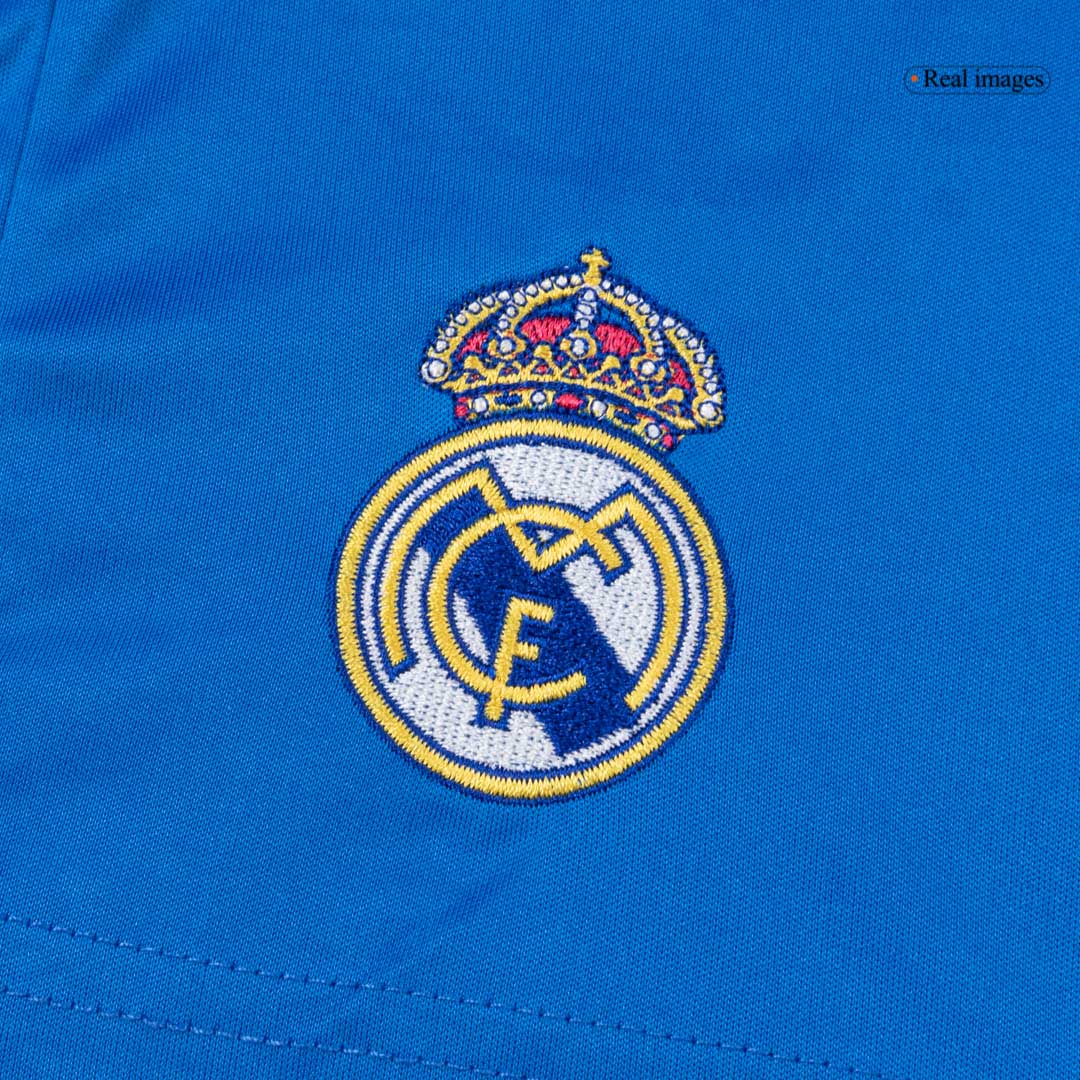 Real Madrid dětská třetí kompletní sada 2025/26